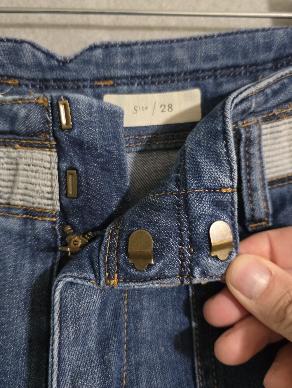 Pilcro And The Letterpress Anthropologie Patchwork Carpenter Jeans Size 28 - Picture 7 of 11